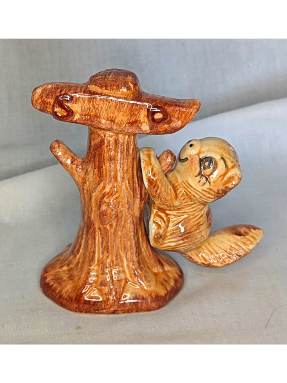 VTG Ceramic Squirrel & Tree Salt & Pepper Single Shaker Brown Beige